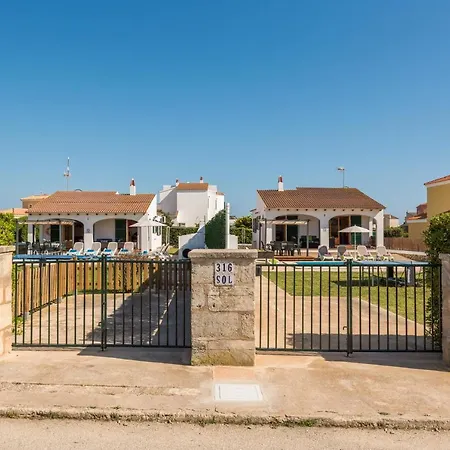 Pomelo & Papaya * Cala'N Blanes (Menorca)